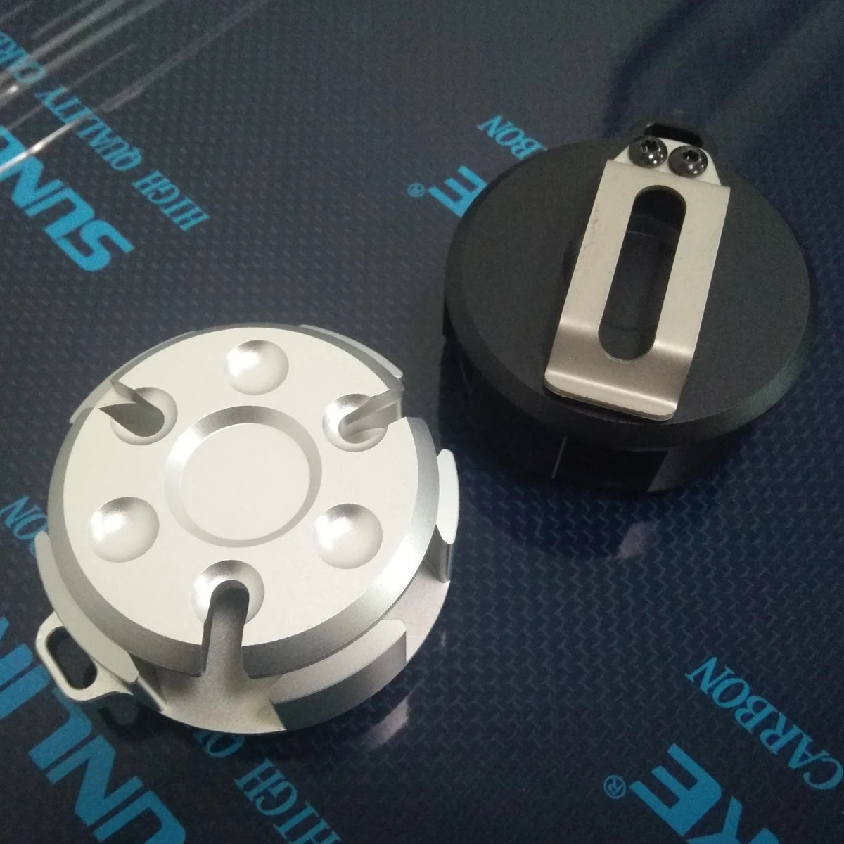 Zeeker Portable Aluminum Coin Capsule Holder with Steel Clip Coin Capsule Holder Richie's