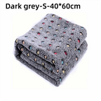 Ultra-Soft Coral Fleece Pet Blanket for Cats & Dogs | 3 Sizes Pet Bed Blanket Richie's Dark grey-S