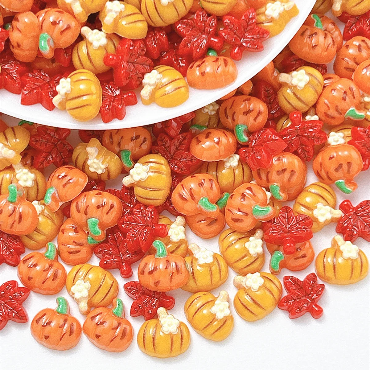 35pcs Autumn Resin Nail Decorations – Maple Leaf & Pumpkin Nail Art Charms Richie's