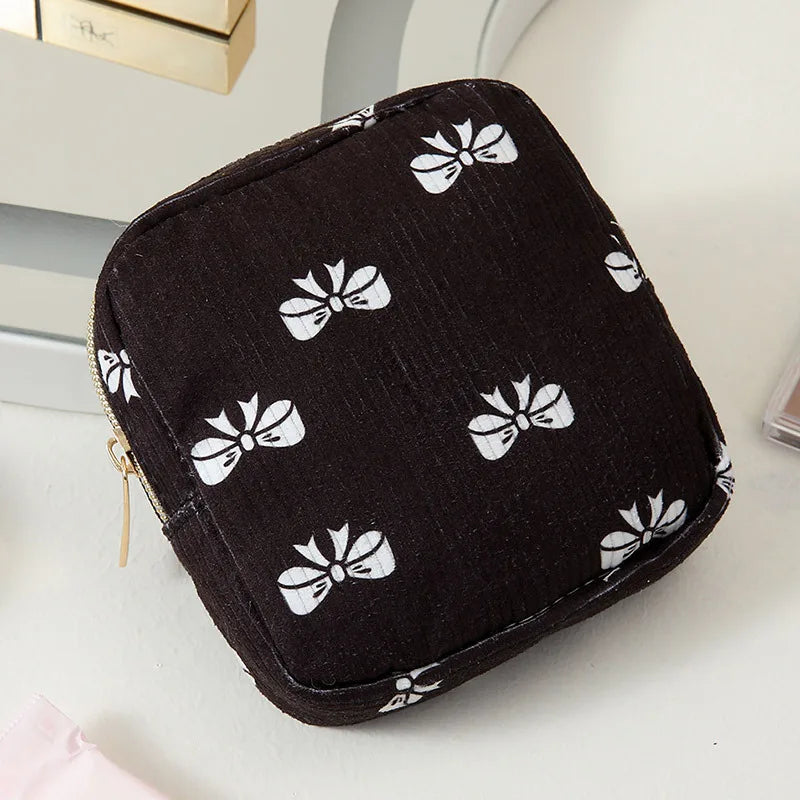 Mini Cosmetic Pouch – Lipstick & Travel Organizer Bag Cosmetic Travel Pouch Richie's black bow 13x13x4cm