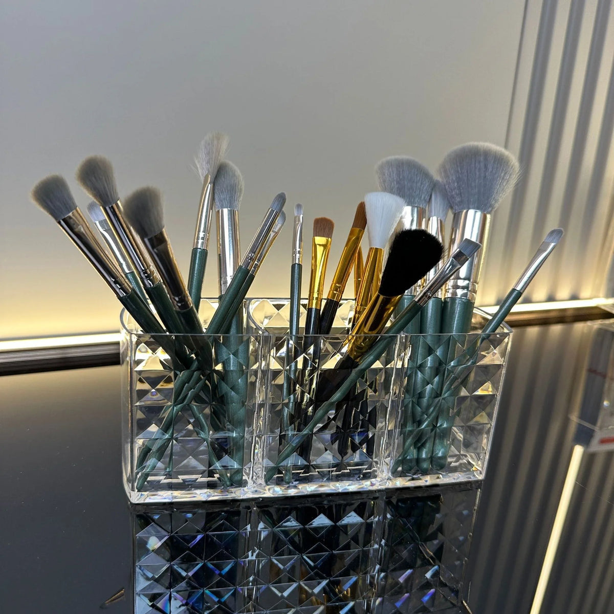 Diamond Pattern Acrylic Makeup Brush & Pen Holder Organizer Makeup Brush Holder Richie's