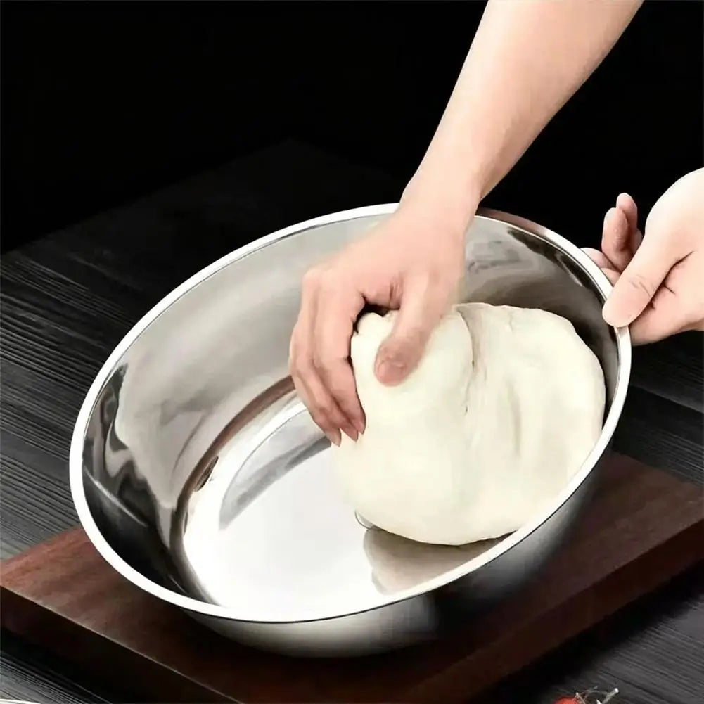 Large Stainless Steel Mixing Bowl – Non-Slip Salad & Baking Stainless Steel Mixing Bowl Richie's
