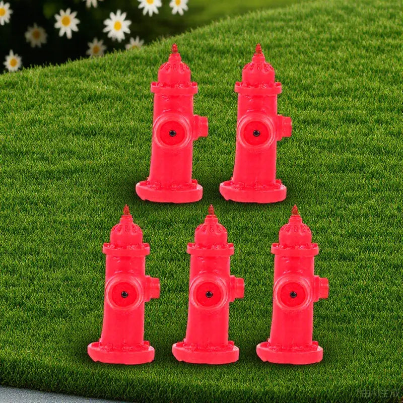 5Pcs Miniature Resin Fire Hydrant Figurines for Micro Landscape Miniature Figurine Set Richie's