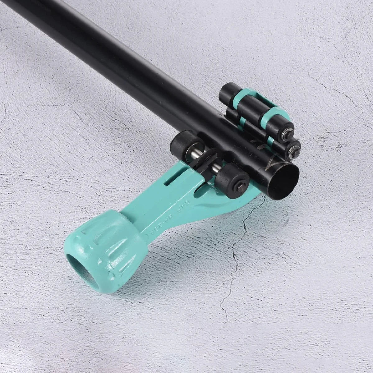Tube Cutter 8mm–23mm | Stainless Steel, Copper & CSST Pipe Pipe Cutter Tool Richie's