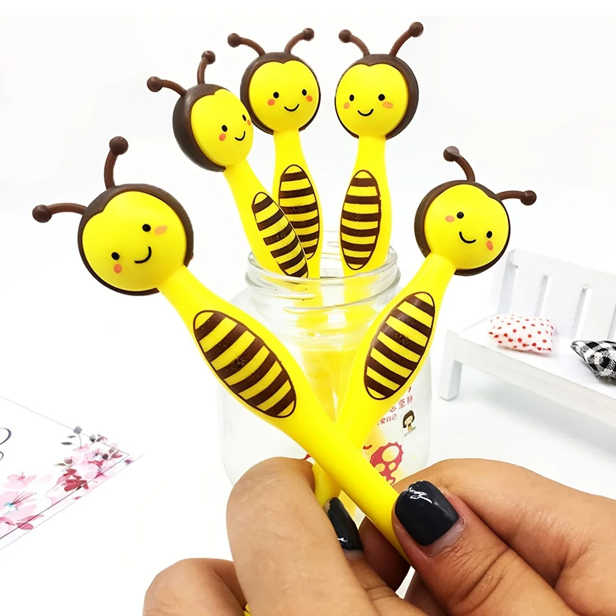 Cute Bee Gel Pens Black Ink 0.5mm – Party Favors & School Novelty Gel Pens Richie's