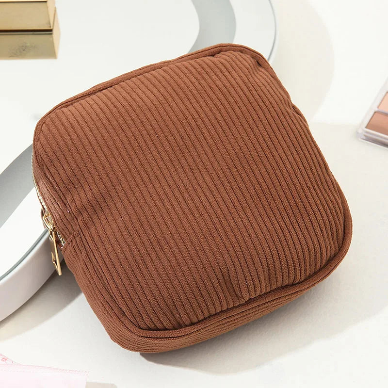 Mini Cosmetic Pouch – Lipstick & Travel Organizer Bag Cosmetic Travel Pouch Richie's coffee 13x13x4cm