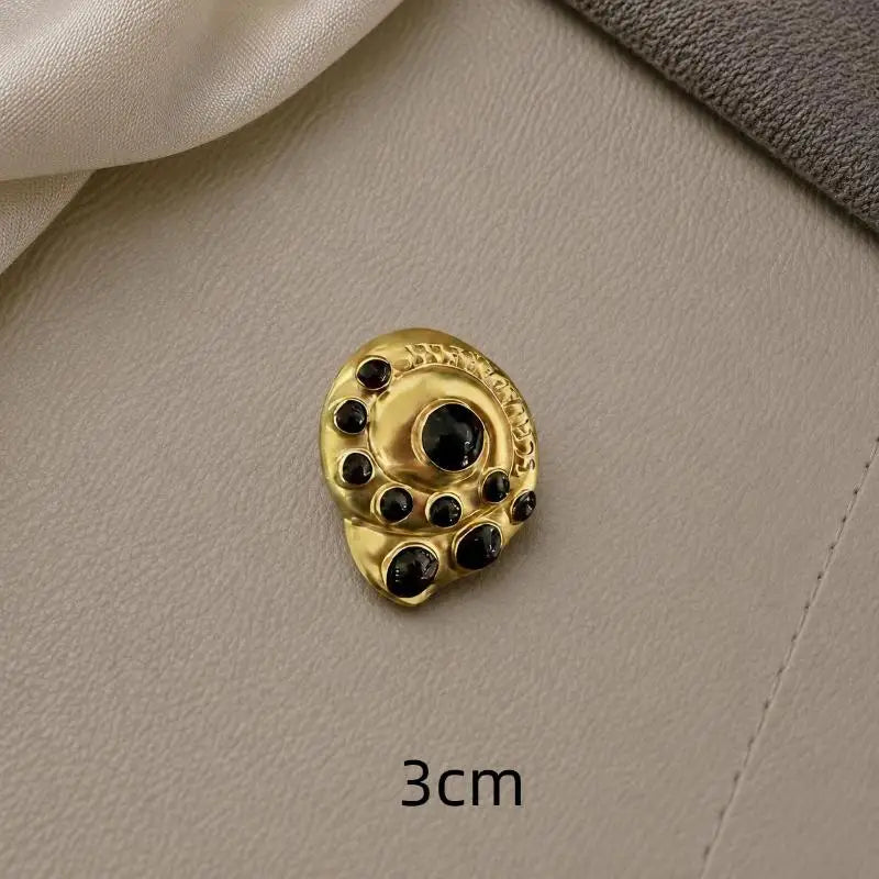 Eye-Shaped Shank Button – Creative Alloy Sweater Accessory