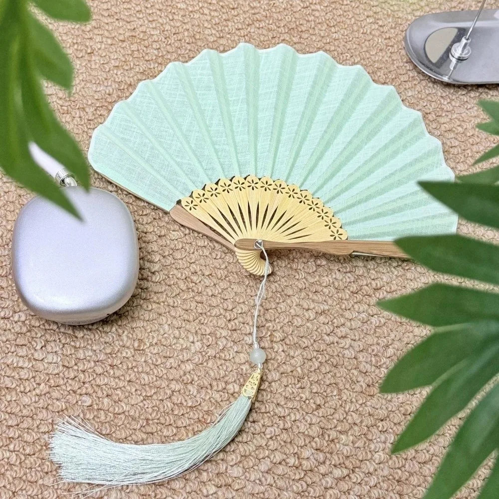 Retro Bamboo Folding Hand Fan – Shell Shape Green, Unisex Folding Hand Fan Richie's