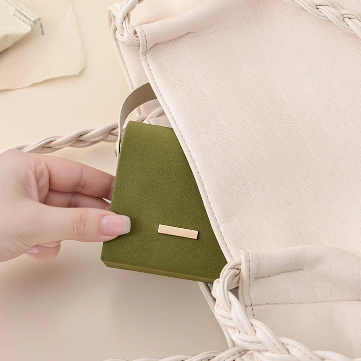 Portable Travel Jewelry Box – PU Leather Organizer for Women Travel Jewelry Organizer Richie's