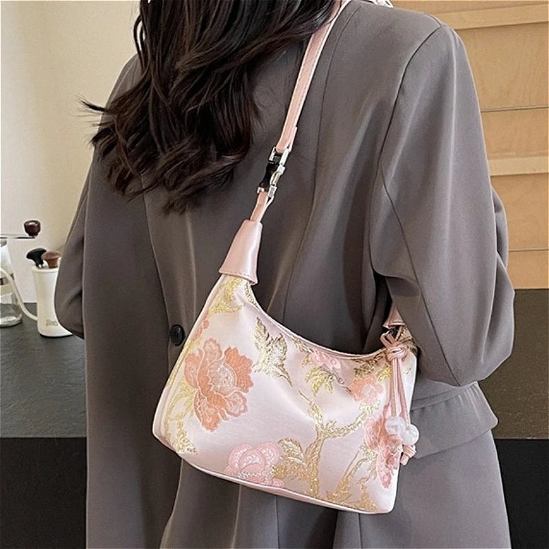 Chinese Embroidered Canvas Crossbody Bag – Hanfu Party Purse Embroidered Crossbody Bag Richie's