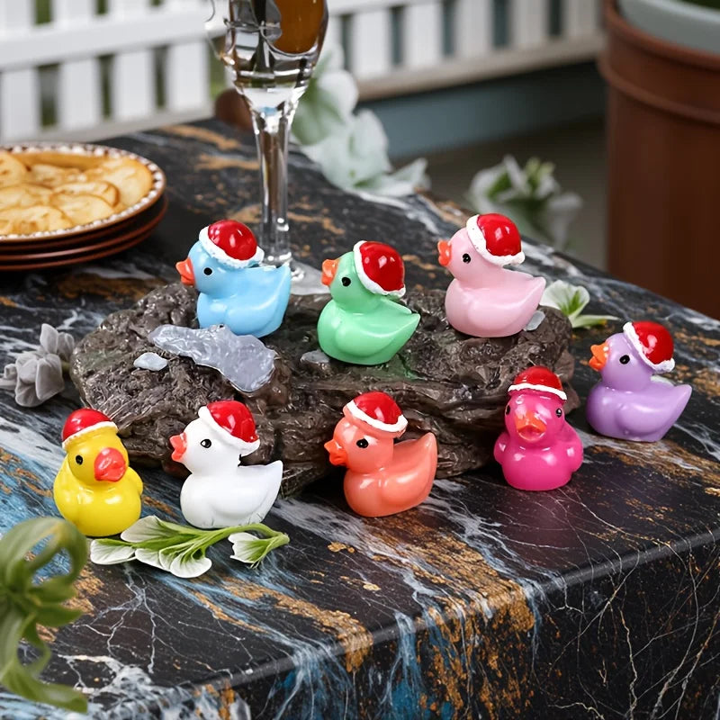 10pcs Miniature Christmas Duck Figurines with Santa Hats Christmas Figurines Richie's
