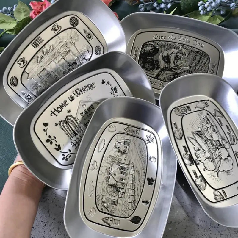Retro Tinplate Oval Camping Serving Tray – Rust-Proof Outdoor Serving Tray Richie's