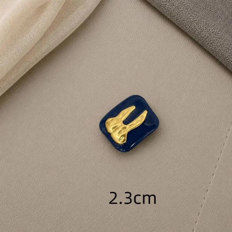 Eye-Shaped Shank Button – Creative Alloy Sweater Accessory