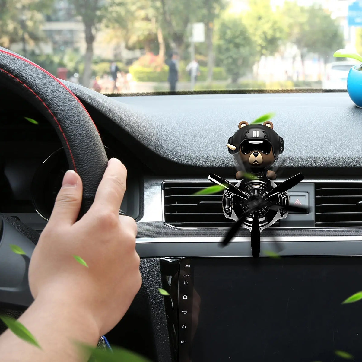 Rotating Car Air Freshener Vent Clip Aromatherapy Diffuser Car Air Freshener Richie's