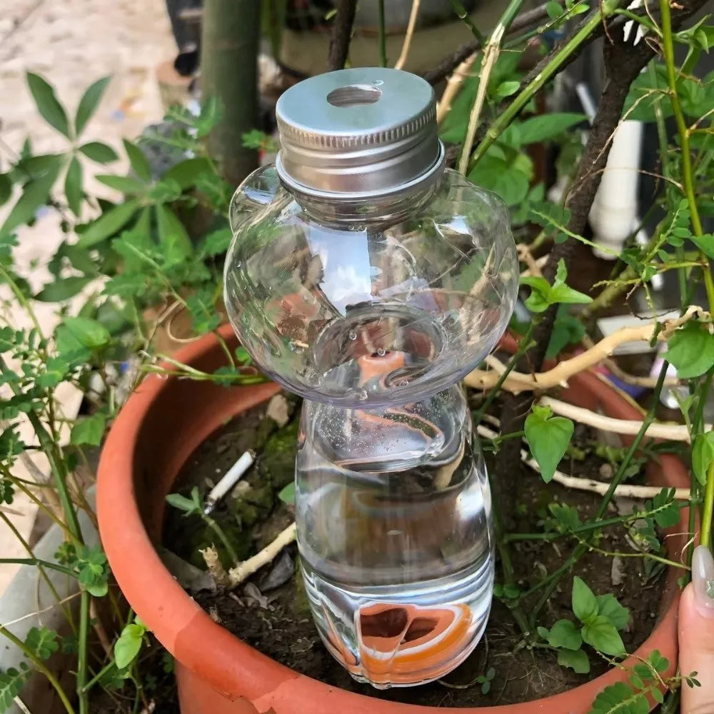 Kitten Shape Self-Watering Drip Plant Irrigator – 550ml Drip Plant Irrigator Richie's