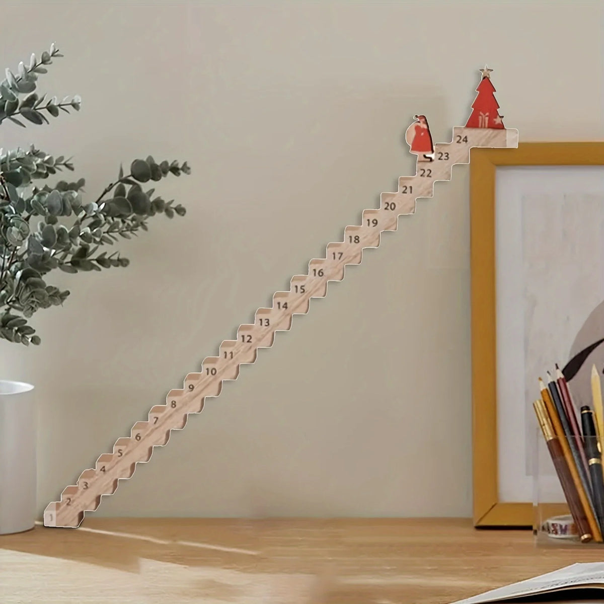 Wooden Climbing Santa Advent Calendar 2025 – 24 Stairs Christmas Advent Calendar Richie's