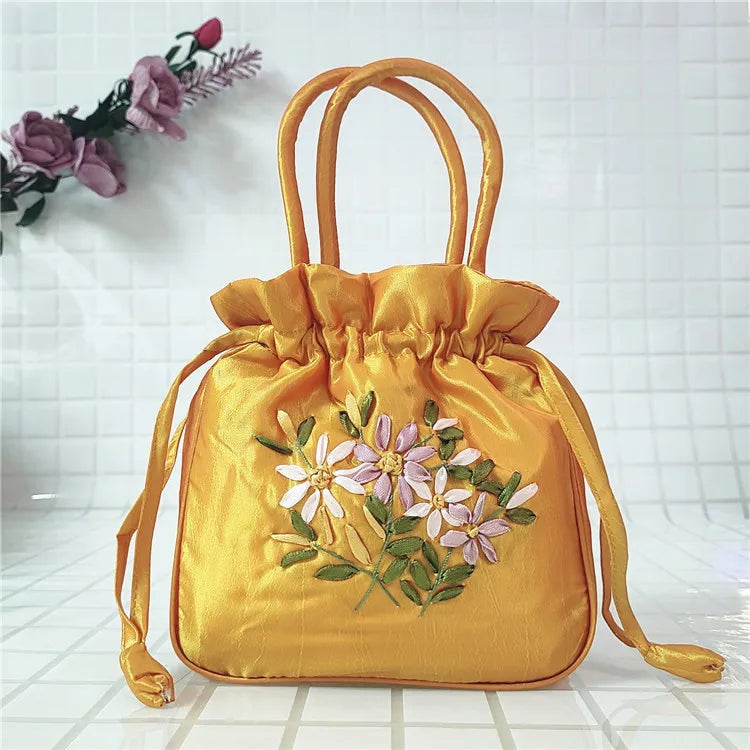 Women Embroidery Flower Cosmetic Bag – Ethnic Mini Purse & Pouch