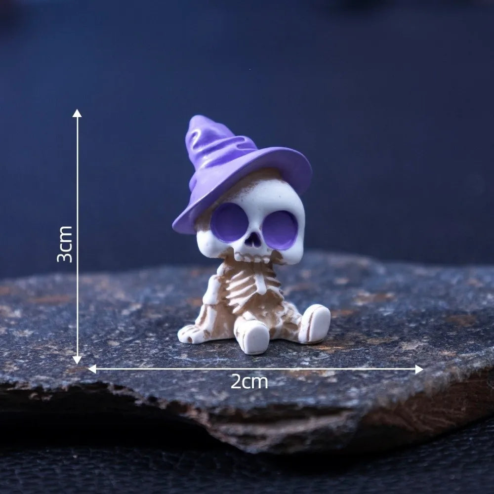8-Piece Halloween Miniature Figurines – Pumpkin Ghost Skull Set Halloween Figurine Set Richie's
