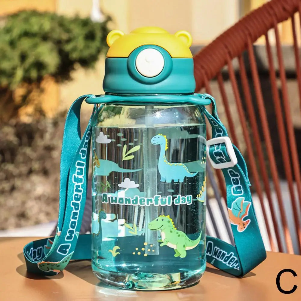 Kids BPA-Free Water Bottle with Straw 650ml – Leakproof Kids Water Bottle Richie's green