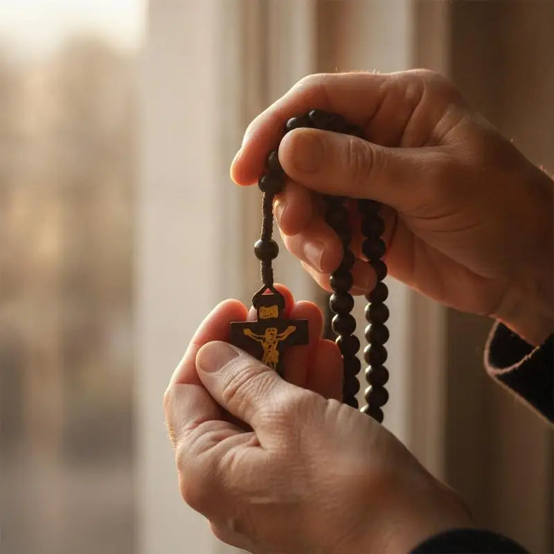 Wood Cross Prayer Bead Bracelet – Crucifix Charm Gift Cross Bead Bracelet Richie's