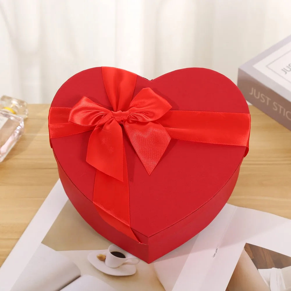 Heart-Shaped Kraft Paper Gift Box with Red Bowknot | 3 Sizes Gift Box Richie's Red M