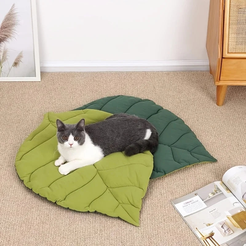 Leaf-Shaped Pet Mat – Washable Chew-Resistant Bed for Cats & Dogs Pet Sleep Mat Richie's