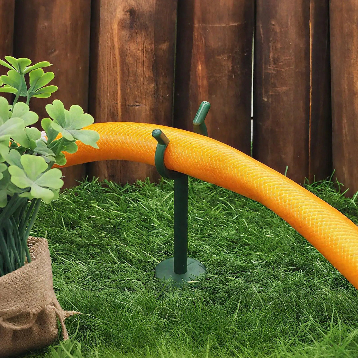Garden Hose Guide Stakes 100-Piece Set – Plant Protection Garden Hose Guide Stakes Richie's Default Title