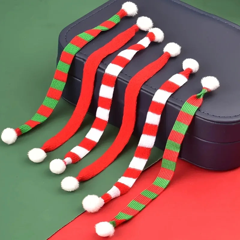Mini Christmas Scarves – Red & Green Snowflake Holiday Decor Christmas Decor Scarves Richie's