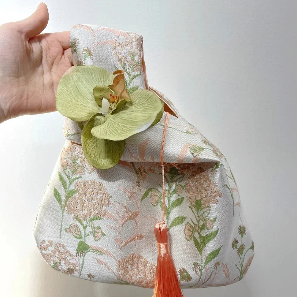 Chinese Style Tassel Knot Wrist Bag with Flower Pendant Wrist Bag Pouch Richie's
