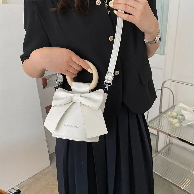 Bow Tie Mini PU Leather Crossbody Bag – Wooden Handle Tote Crossbody Shoulder Bag Richie's