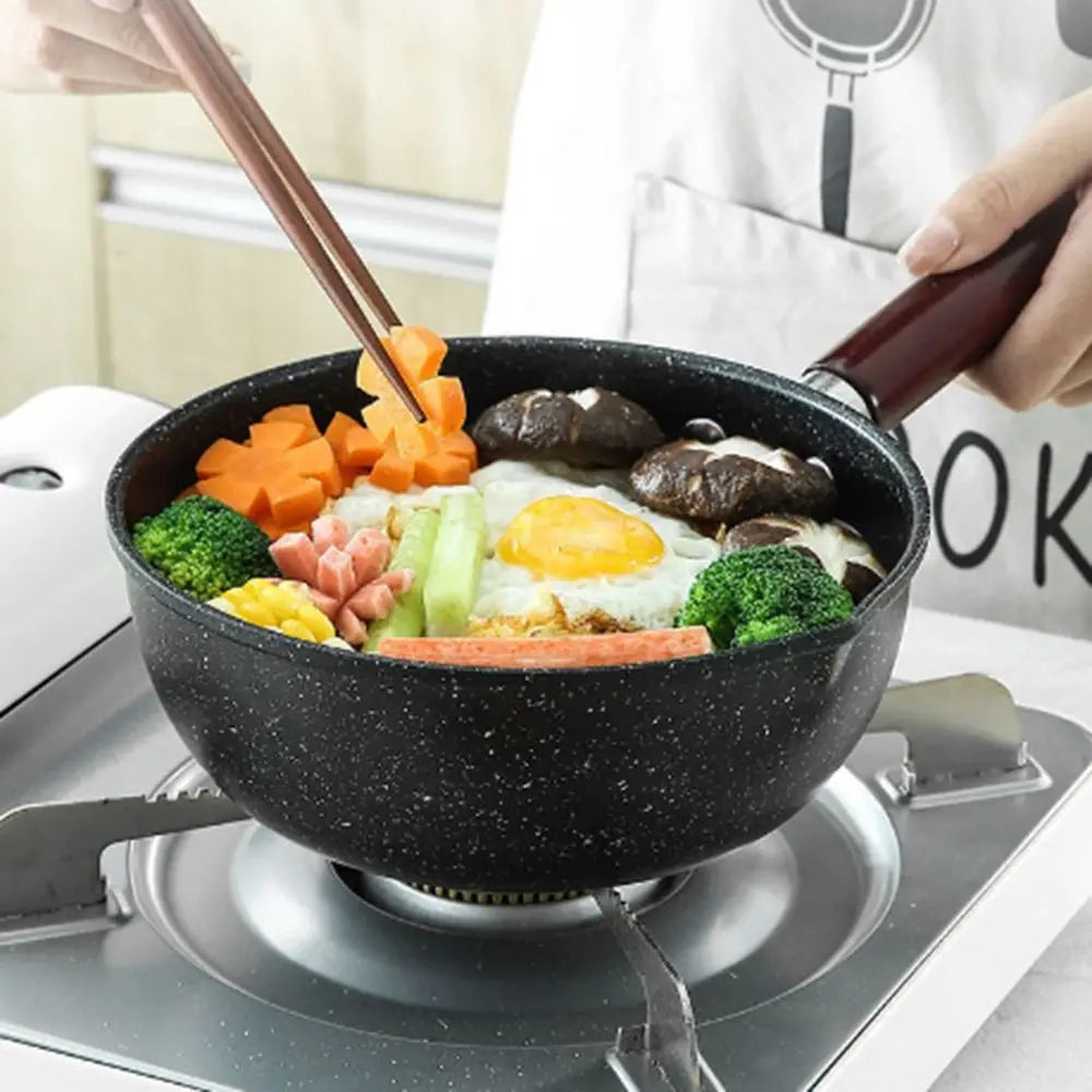 Non-Stick Iron Omelette Pan & Noodle Pot – Wooden Handle Non-Stick Cookware Richie's