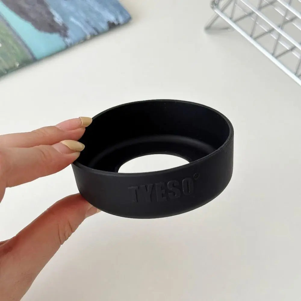 Silicone Anti-Slip Bottle Bottom Sleeve Cover 71–77mm Tyeso Bottle Bottom Sleeve Richie's black
