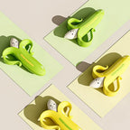 Cute Banana 2-in-1 Hair Cleaning Clip with Drainage Hole Bathroom Cleaning Clip Richie's