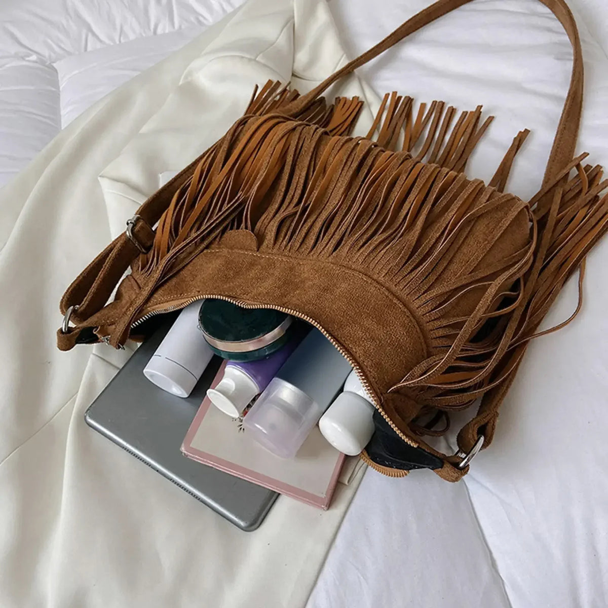 Large Retro Fringe Shoulder Bag – Ethnic Tassel Tote for Women Fringe Shoulder Bag Richie's