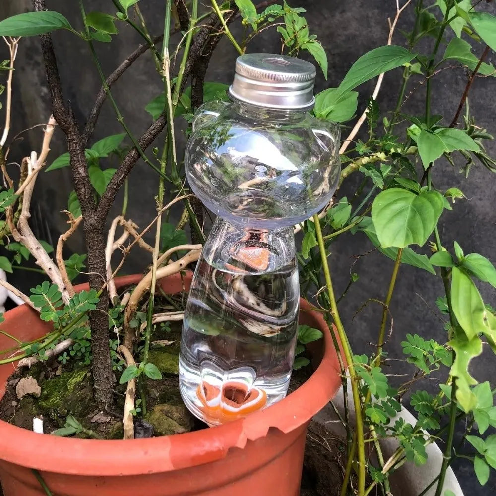 Kitten Shape Self-Watering Drip Plant Irrigator – 550ml Drip Plant Irrigator Richie's