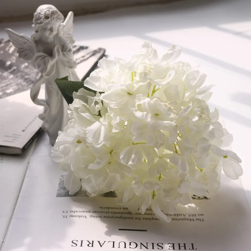 Silk Burnt Edge Hydrangea Artificial Flowers – 10 Colors Artificial Flower Bouquet Richie's White